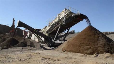 Screening plants cannot not only increase the privacy in your garden, they can make your garden appear larger. Metso Lokotrack® LT330D™ mobile crushing & screening plant ...