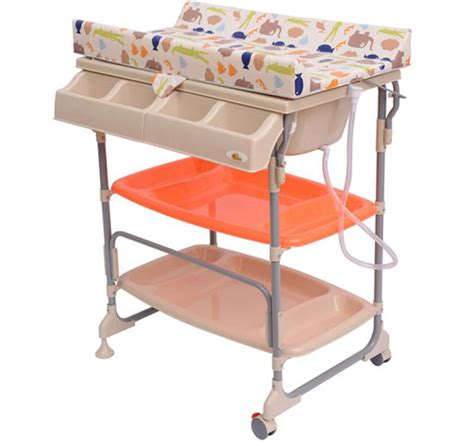 Baby changing table with integrated bathtub: HOMCOM Baby Bath/Changing Table W/Tub-Beige | aosom.ie
