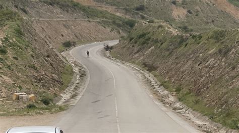 Umman da yer çekiminin olmadığı iddia edilen yol sürücüleri şaşırtıyor