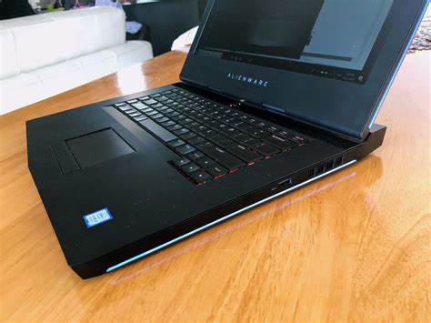 Alienware 15 R4 Gaming Laptop Review Mobile Colossus Powerup