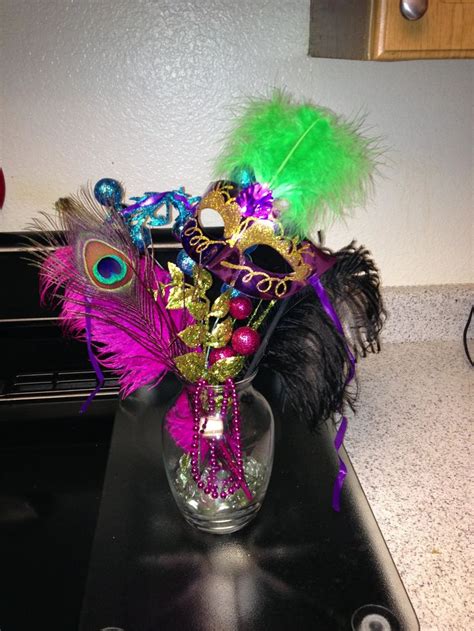 33 best images about masquerade party ideas on pinterest mardi gras feathers and sweet 16