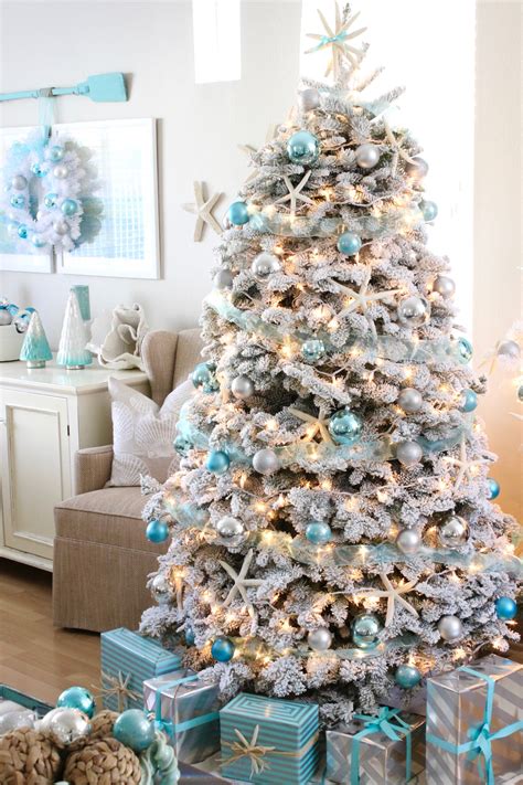 8 Beautifully Decorated White Christmas Trees