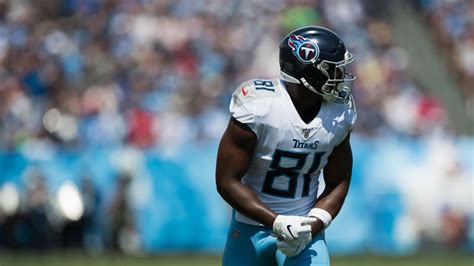 Jonnu andre smith (born august 22, 1995) is an american football tight end for the tennessee titans of the national football league (nfl). Friday's Quick Hits: TE Jonnu Smith Stepping Up, What's Up ...