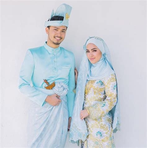 Check spelling or type a new query. (15 GAMBAR)Sekitar Majlis Resepsi Ke-5 Elfira Loy & Faris ...
