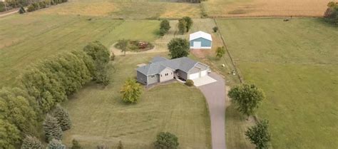 Stunning views, country living await just outside Sioux Falls on 8
