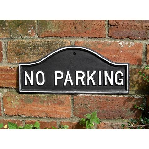 arched cast iron no parking sign black country metalworks