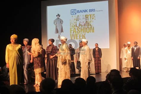 Aifw asia islamic fashion week março 2018. Pagelaran Jakarta Islamic Fashion Week | Republika Online