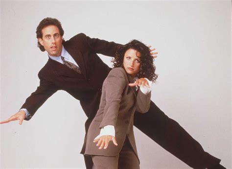 Seinfeld Julia Louis Dreyfus Perfected The Infamous Elaine Dance In A Way We All Can Relate To