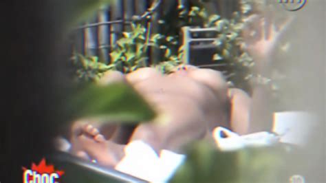 Janet Jackson S Tits Exposed On Stage Naked Sunbathing REAL