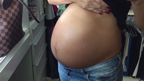 Bebe Se Mexendo Muito Na Barriga