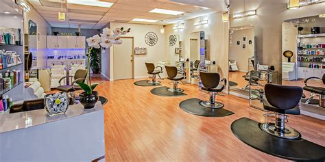 How to Start a Beauty Salon Business in Dubai in 2021 | Commitbiz