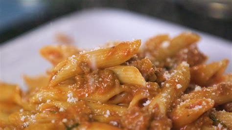 Get one of our penne with vodka sauce and ground beef recipe and prepare delicious and healthy treat for your family or friends. penne alla vodka with ground beef