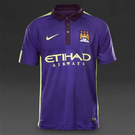 Dank der kombination aus komfortablem gebürsteten material und ärmeln mit flexiblem silikondruck hält sie. Jersey Manchester City 3rd (Third) 2014 - 2015 | Big Match ...