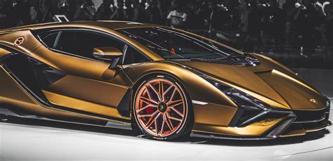 Gold Luxury Car Photo Free Car Image On Unsplash