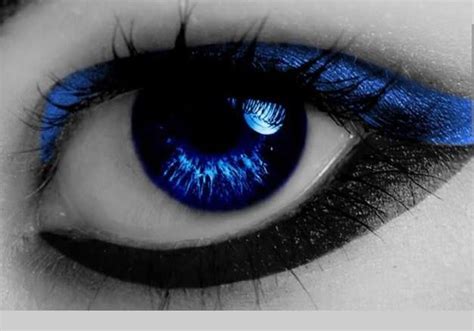 Electric Blue Eye Reflecting The Moon Blue Eye Color Electric Blue