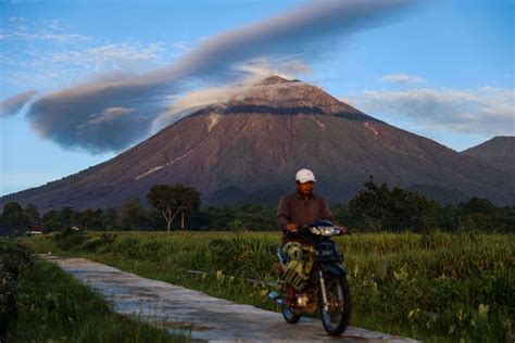 Apa Saja Gunung Tertinggi Di Indonesia Berikut Penjelasannya