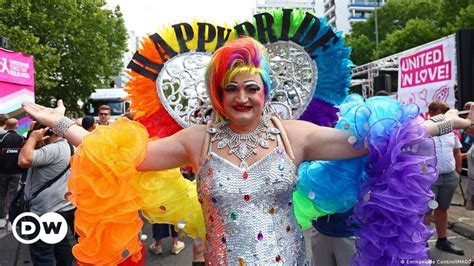 Berlin S Lgbtq Pride Parade Gets Underway Dw
