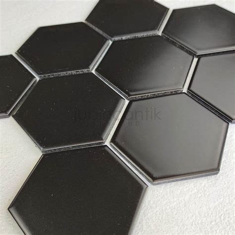 Hexagon Black Mosaic Jubin Cantik