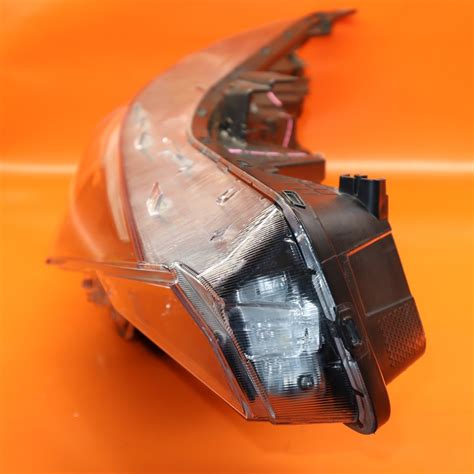 HYUNDAI ELANTRA HEADLIGHT RIGHT PASSENGER HALOGEN OEM