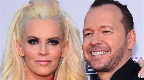 Fans Beg Jenny Mccarthy And Donnie Wahlberg To Go On Dancing With The