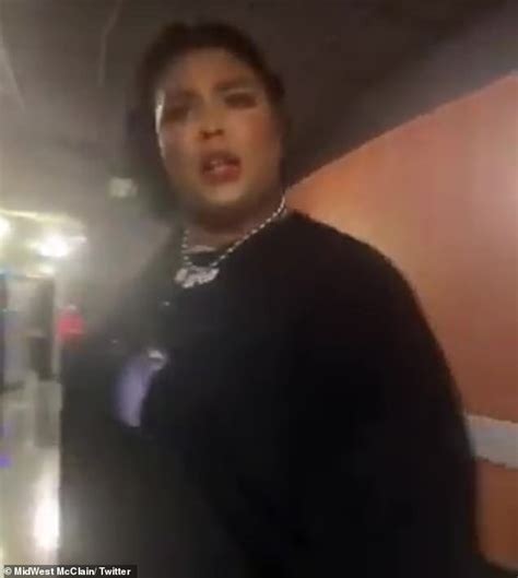 Lizzo Steals The Show At La Lakers Game As She Exposes Her Backside By