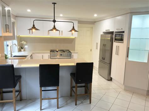 Randy from our tatum and thunderbird kitchen and bath remodel showroom talks about our beautiful glenwood beech in stock cabinetry for kitchens and bathrooms! Kitchen Renovation Glenwood - Stunning Stone
