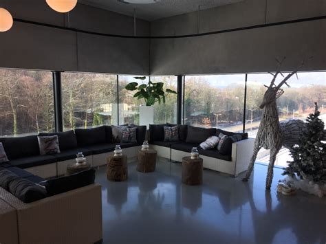 So kommen sie auch bei nässe & schnee sicher ans ziel. Pin van Event Design Parkstad op Winter Wonderland | Kerst ...