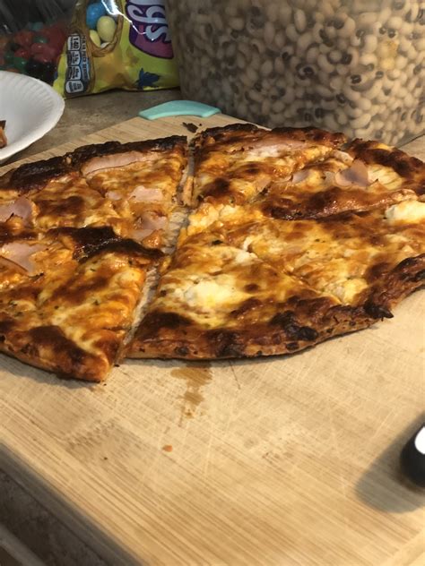 Pin By Monikapinedocaro On Tik Tok Food Cheese Pizza Pizza