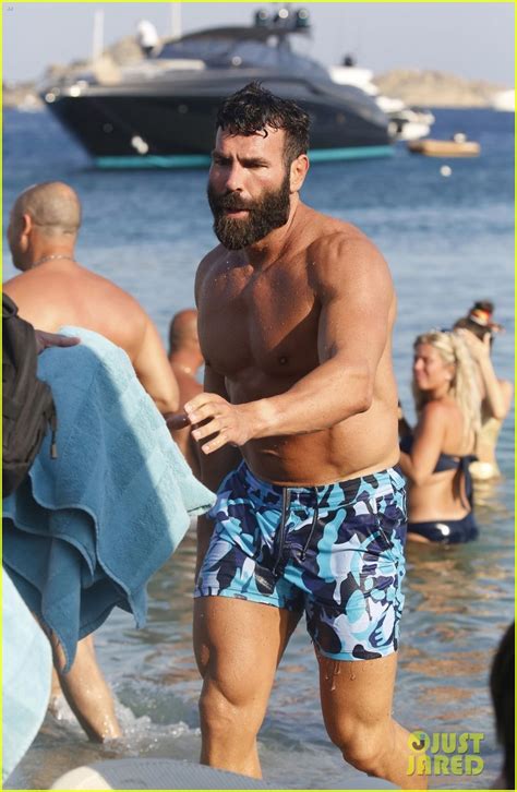 Dan Bilzerian Shows Off His Buff Bod At The Beach In Mykonos Photo