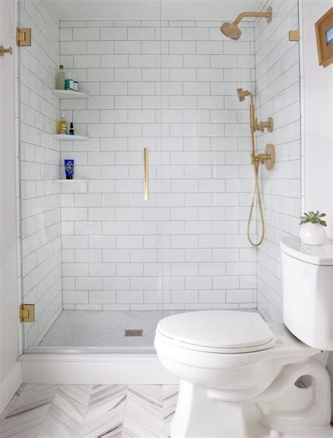 16 Excellent Examples For Decorating Functional Small Bathroom Small