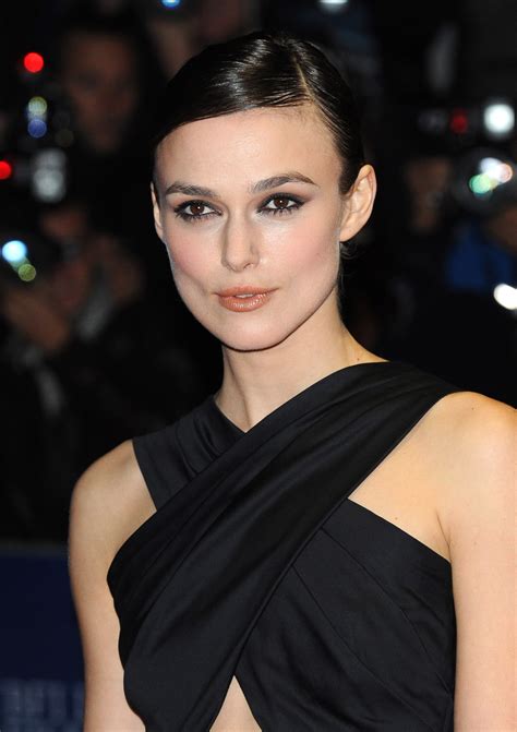 Кира найтли, вигго мортенсен, майкл фассбендер и др. Keira Knightley at A Dangerous Method Premiere in London ...