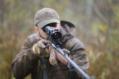 9 Best Night Vision Scopes For Hunting Winter 2024 The Complete Guide