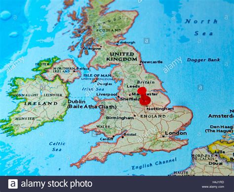 Affiche poster londres angleterre minimalist map. Nottingham, U.K. pinned on a map of Europe Stock Photo: 123327777 - Alamy