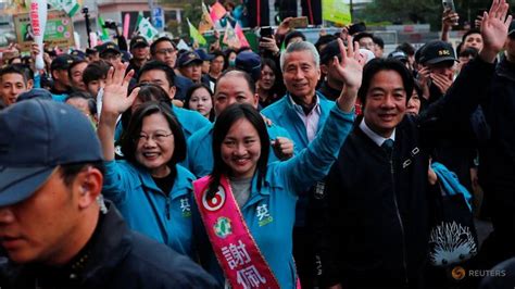 Show Hong Kong Value Of Democracy Taiwan President Says Before Vote