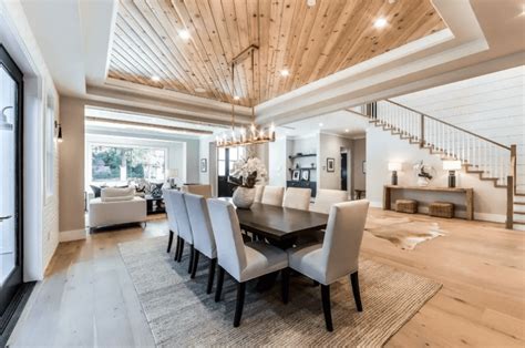 This stylish dining room by leslie cotter interiors combines neutral colors and bold wallpaper from thibaut's watermark collection with a retro hourglass chandelier designed by rejuvenation. 30 Stylish Dining Rooms with Tray Ceilings (With images ...