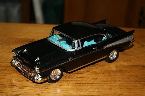 1957 Chevy Bel Air Snap Tite Plastic Model Vehicle Kit 125 Scale