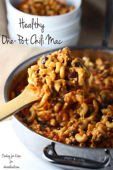 This easy homemade baked mac and cheese recipe is the ultimate classic comfort food. homemade chili mac hamburger helper