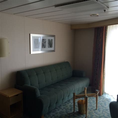 Independence of the seas balcony cabin. Balcony Cabin 1700 on Independence of the Seas, Category D1