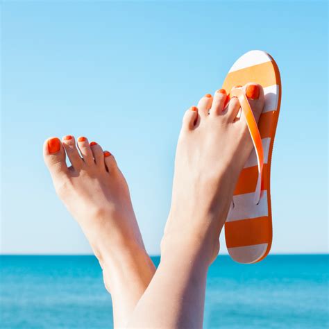 8 Sneaky Spots Skin Cancer Hides Scalp Eyes Fingers Feet More
