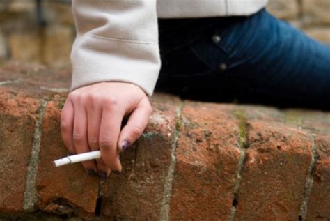 Longtime Smokers At Higher Risk For Breast Cancer Health Enews