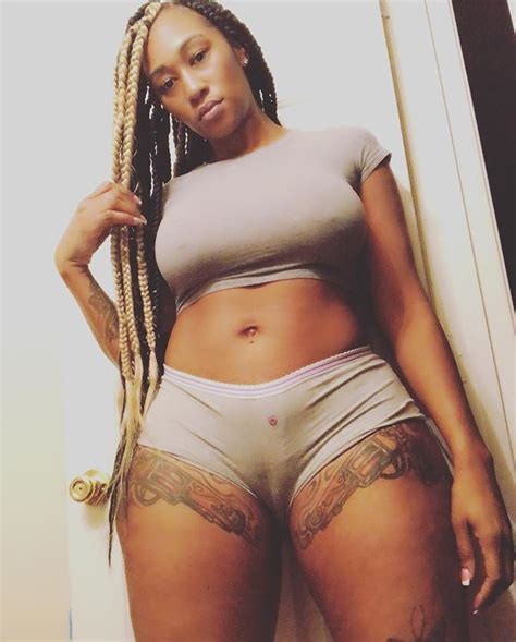 Ig Honeys Showing Them Phat Pussies N Camels Shesfreaky Free Download
