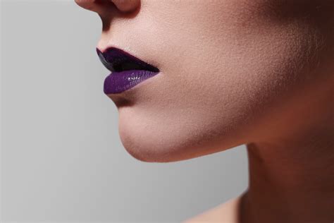 11 plum lipsticks that look good on everyone plum lipstick lipstick lipstick shades