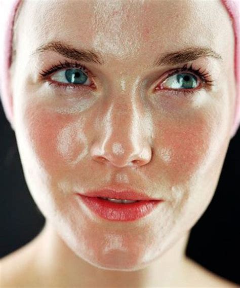 This Is Why You Should Wash Your Face With Oil Instead Of Water Oily Skin Remedy Control Oily