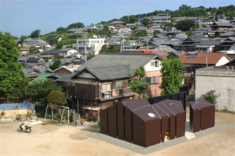Daigo Ishii Future Scape Architects Orient Sliced House Of Toilet