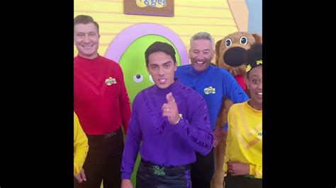 The Wiggles Fruit Salad Tv Big Show Tour Fruitsaladtv Youtube