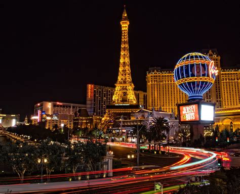 The Top 7 Las Vegas Attractions You Really Need To Experience