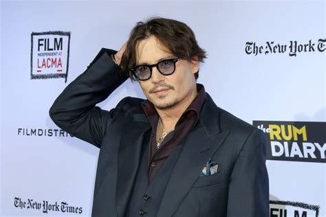 How Tall Is Johnny Depp Johnny Depp Height Age Weight And Much More