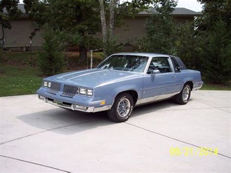 $394.73 minimal final bid : 1984 Cutlass Supreme Brougham Value - Just Me and Supreme