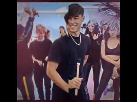 Nigel kennedy's popular recording took quite a few liberties; Bailey May Vine - YouTube