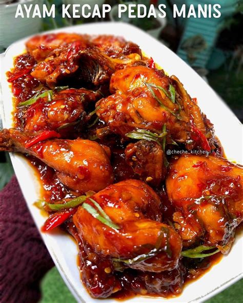 Tambahkan 2 sdm minyak sisa menggoreng sebelumnya ke dalam wajan yang dipanaskan diatas api panas. Resep Ayam Asam Manis Saus Tiram : Resep Ayam Saus Tiram ...